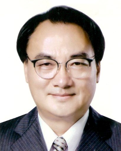 鄭乾龍 portrait