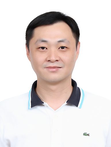 歐陽儀雄 portrait