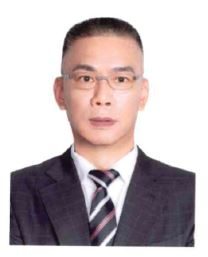 蔡其雍 portrait