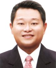 邱烽堯 portrait