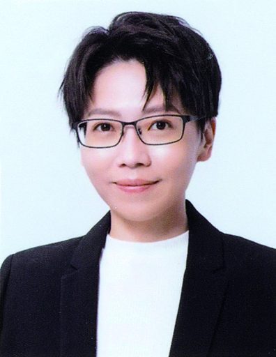 梁育慈 portrait