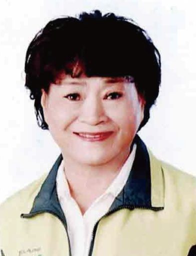 鄭玲惠 portrait